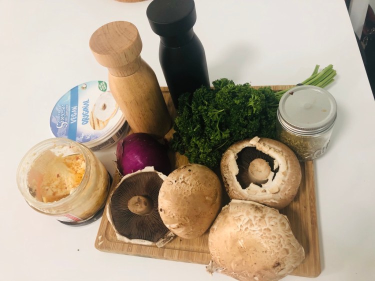 9B15C548-757C-461E-85E1-148E3569D489_1_105_c